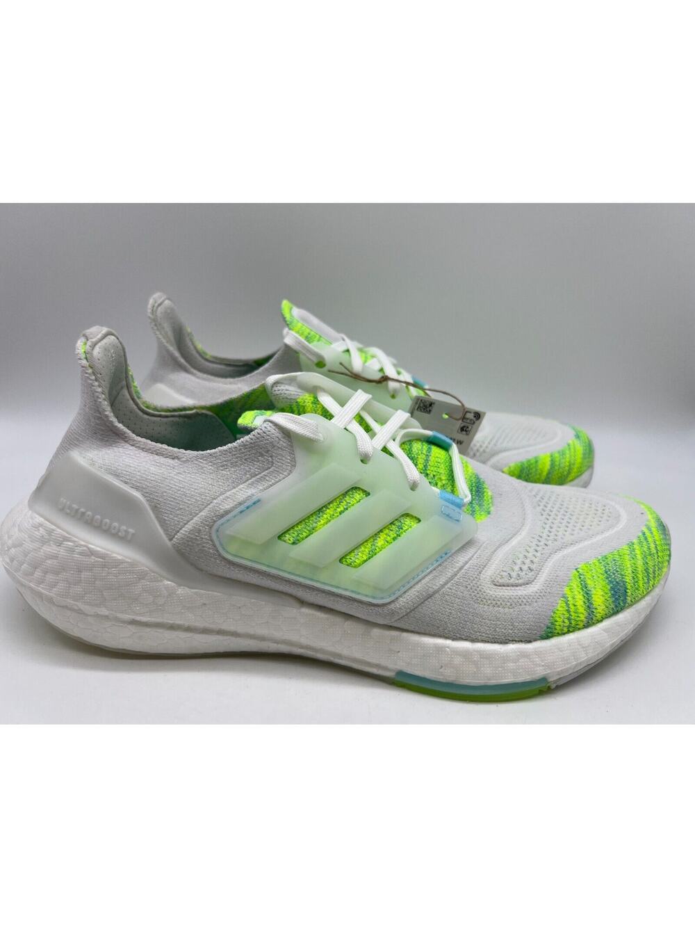 Adidas Ultraboost 22 Running Women's White Bliss Blue Volt GX5926 Size 9 NWT.